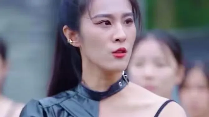 囚龙岛海报