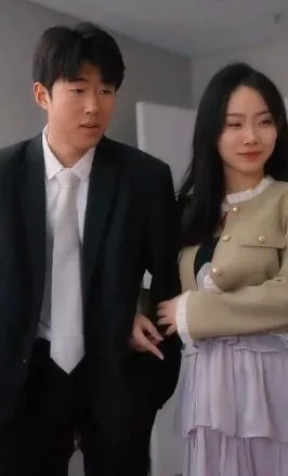 重生之开挂老婆不好惹海报