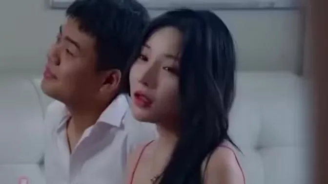 开局一个亿，干翻全世界海报
